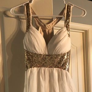 Short boutique dress BRAND NEW size 6